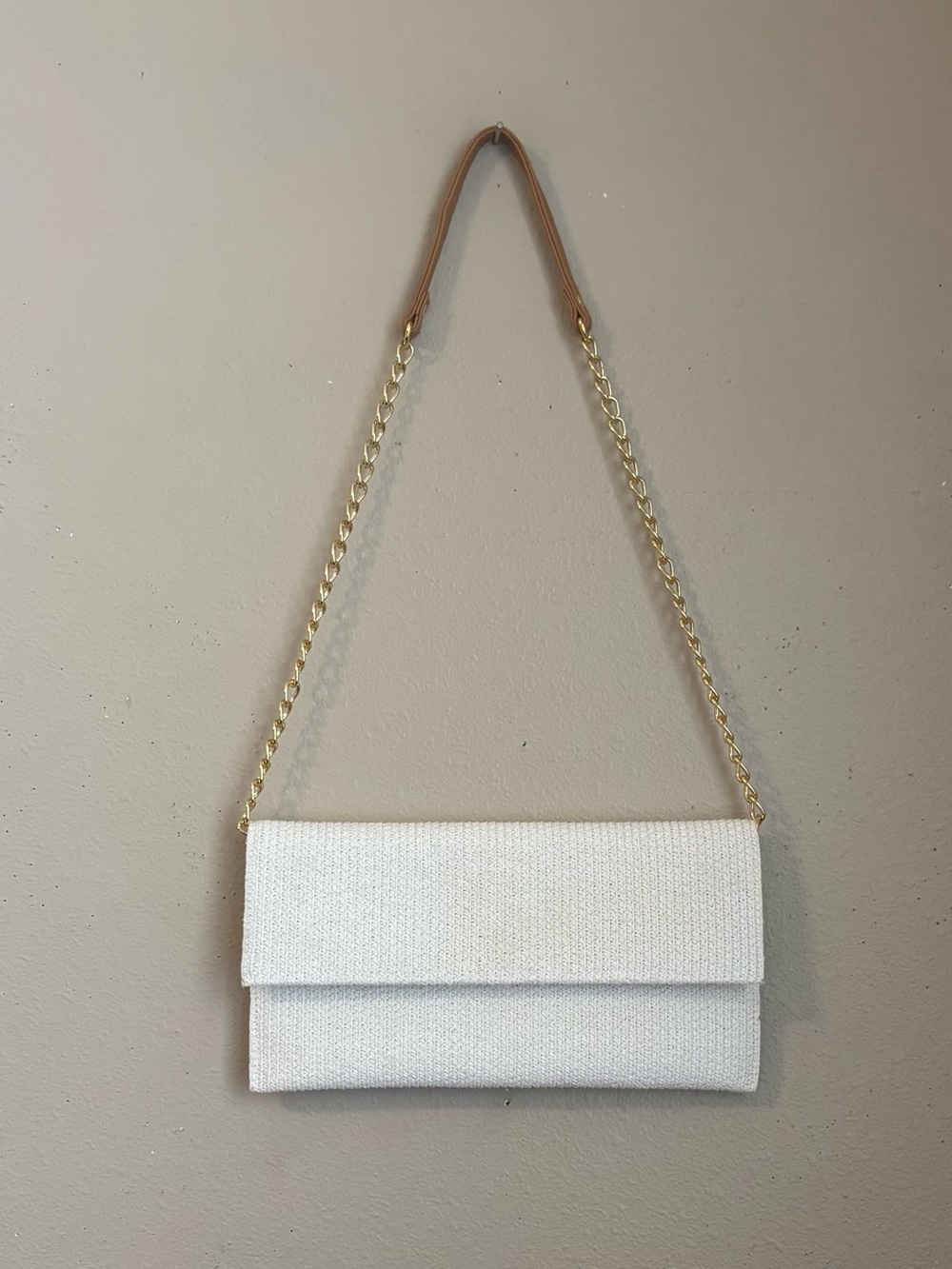 Preppy Pretty Classic Straw Textured Cream Clutch/Shoulder Bag